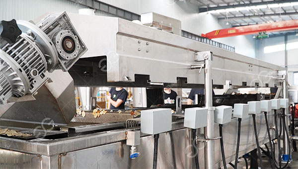 equipment frying banana chips
