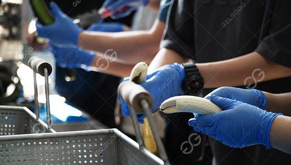 banana peeling